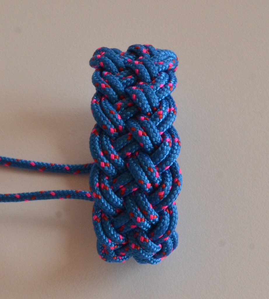 Woggles, Turk's Head Knots, and Other Single-Strand Braids