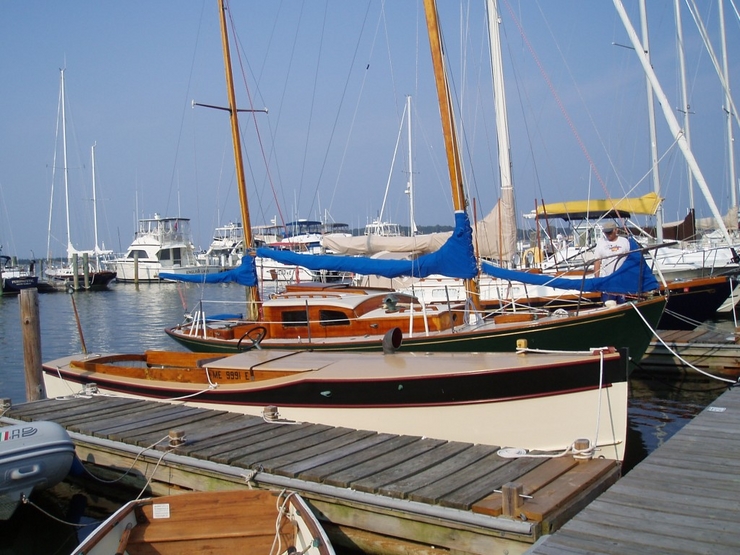 1910 wm hand motor yacht