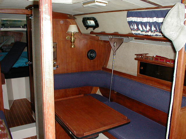 Starboard settee