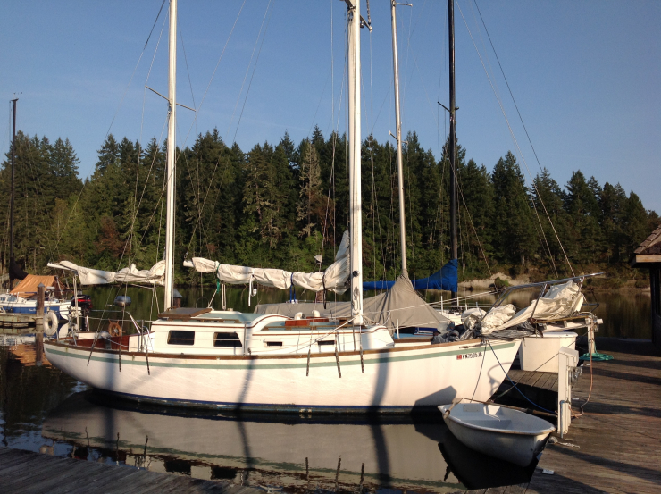 Cloud Duster 1979 Mariner 32 Ketch