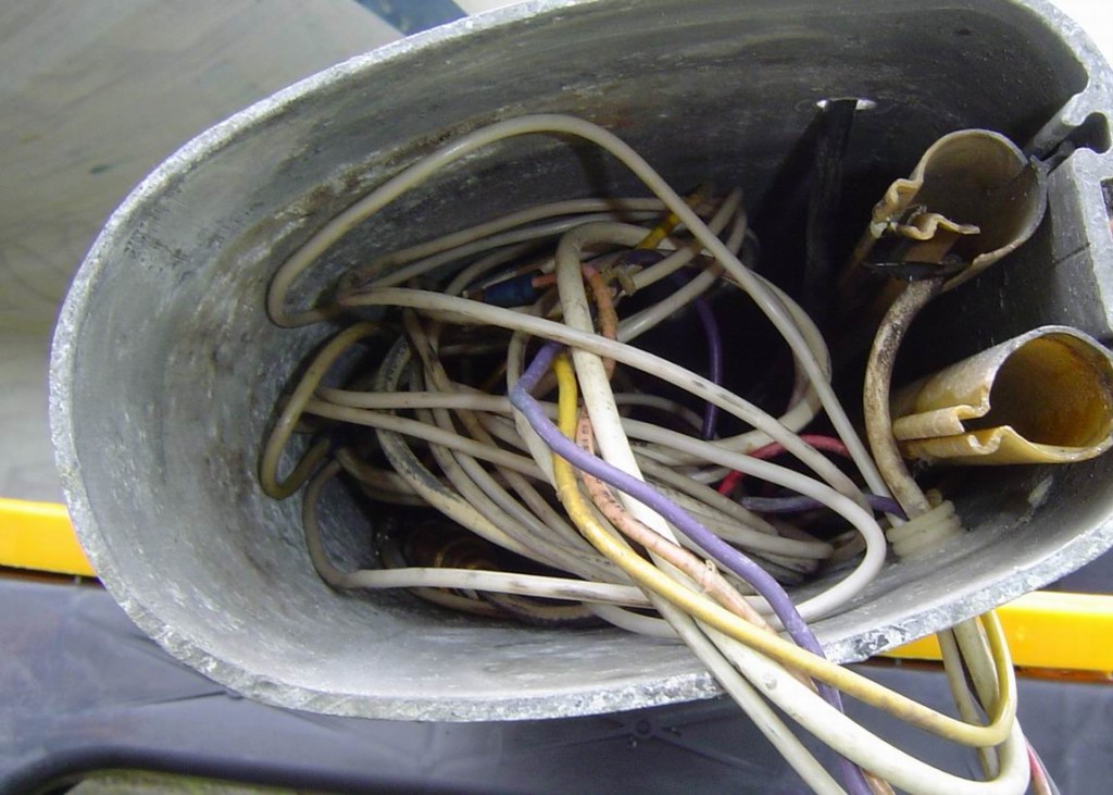 PO Leaves wiring mess