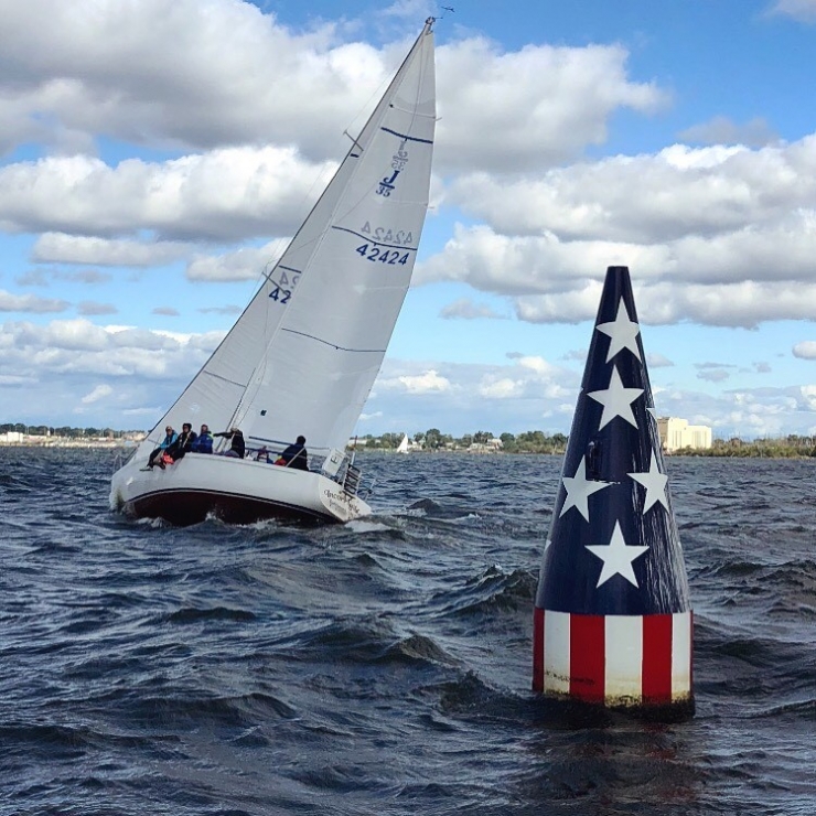 Rounding The Fsk Buoy Fall 2018