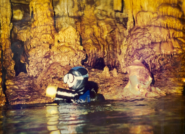 cave dive