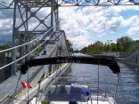 Lakefield Lift lock Trent Severn