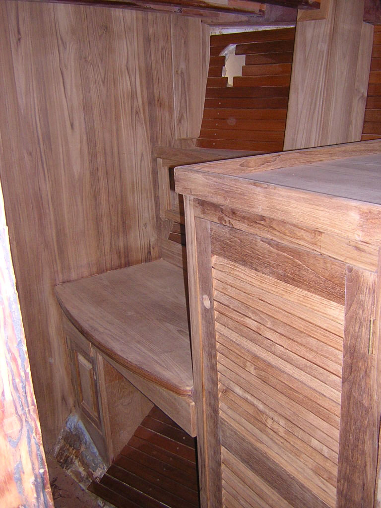 Forward Cabin Starboard; Aug. 7th, 2005