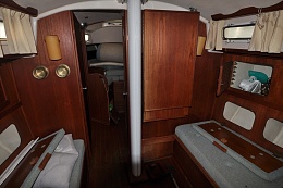 Click image for larger version

Name:	Sabre 34 Centerboard 1983 $10K Saloon2.jpg
Views:	550
Size:	223.8 KB
ID:	102906