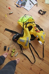 Click image for larger version

Name:	LIfejacket inflated.JPG
Views:	273
Size:	377.0 KB
ID:	104117