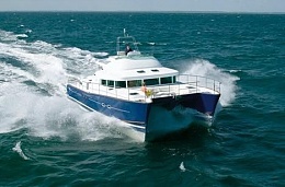 Click image for larger version

Name:	Power Cat Lagoon 43 2002 speed.jpg
Views:	302
Size:	27.3 KB
ID:	107485