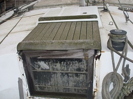 Click image for larger version

Name:	Mold on Hatch.jpg
Views:	463
Size:	105.2 KB
ID:	107926