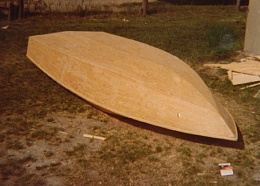 Click image for larger version

Name:	plywood boat-1.jpg
Views:	480
Size:	178.0 KB
ID:	112212