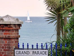 Click image for larger version

Name:	grand parade.jpg
Views:	551
Size:	280.8 KB
ID:	112259