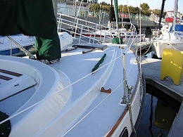 Click image for larger version

Name:	Starboard Foredeck 1 .jpg
Views:	467
Size:	78.3 KB
ID:	115407