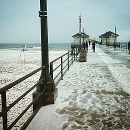 Click image for larger version

Name:	huntington beach snow.jpg
Views:	692
Size:	122.9 KB
ID:	118243