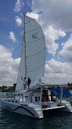 Click image for larger version

Name:	02 sails up.jpg
Views:	614
Size:	58.0 KB
ID:	120989