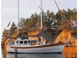 Click image for larger version

Name:	1981-Hans-Christian-44-Pilothouse_6908_1.jpg
Views:	495
Size:	85.1 KB
ID:	122267