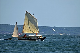 Click image for larger version

Name:	Sea_Fever_sailing_1.jpg
Views:	372
Size:	84.2 KB
ID:	123495