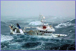 Click image for larger version

Name:	fishing_ship_caught_in_the_middle_of_storm_08.jpg
Views:	503
Size:	77.9 KB
ID:	124409