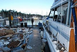 Click image for larger version

Name:	boat-explosion5.jpg
Views:	355
Size:	16.9 KB
ID:	124427