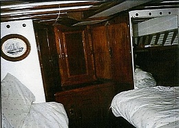 Click image for larger version

Name:	stateroom.jpg
Views:	1518
Size:	45.4 KB
ID:	130257
