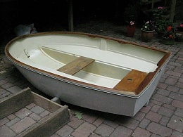 Click image for larger version

Name:	dinghy 2.JPG
Views:	83
Size:	106.1 KB
ID:	130727