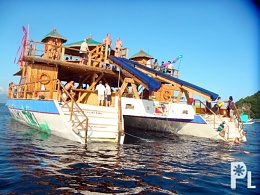 Click image for larger version

Name:	60_foot_catamaran_bar_resto_party_boat.jpg
Views:	810
Size:	305.2 KB
ID:	138999