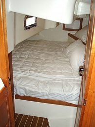 Click image for larger version

Name:	Aft Cabin.JPG
Views:	319
Size:	320.0 KB
ID:	141242