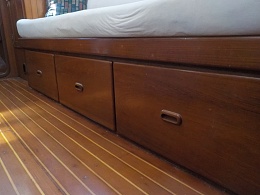 Click image for larger version

Name:	Drawers Under Settee.JPG
Views:	740
Size:	220.4 KB
ID:	145060
