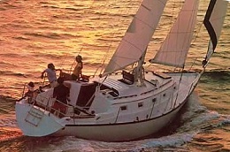 Click image for larger version

Name:	Hunter Cherubini 37 Sailing .jpg
Views:	145
Size:	28.2 KB
ID:	145740