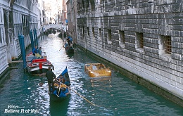 Click image for larger version

Name:	Ferarri in canal.jpg
Views:	216
Size:	447.6 KB
ID:	146032