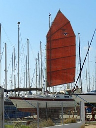 Click image for larger version

Name:	Sunbird 32 JUNK RIG 1980 sail.jpg
Views:	227
Size:	70.0 KB
ID:	146661