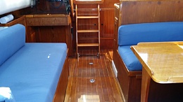 Click image for larger version

Name:	Trident Voyager 35DS 1980 saloon.jpg
Views:	179
Size:	52.5 KB
ID:	146685