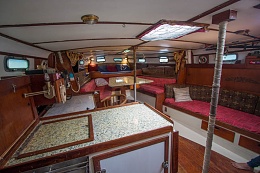 Click image for larger version

Name:	aft-cabin.jpg
Views:	1096
Size:	118.2 KB
ID:	153692