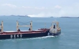 Click image for larger version

Name:	Two-Cargo-Ships-Collide-in-Singapore-Strait.jpg
Views:	336
Size:	25.7 KB
ID:	154520