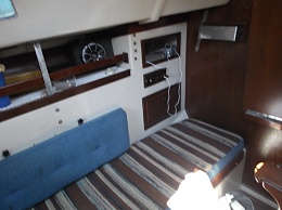 Click image for larger version

Name:	boatinterior ya 002.jpg
Views:	112
Size:	367.6 KB
ID:	155983