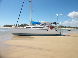 Click image for larger version

Name:	Boat At Maroochy,.jpg
Views:	550
Size:	402.4 KB
ID:	156032