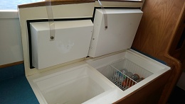 Click image for larger version

Name:	Interior - Galley Refrig & Freezer.jpg
Views:	259
Size:	254.0 KB
ID:	163534