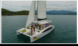 Click image for larger version

Name:	resort-catamaran.png
Views:	120
Size:	141.0 KB
ID:	164662