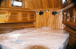 Click image for larger version

Name:	Forward Cabin.jpg
Views:	247
Size:	418.8 KB
ID:	172706