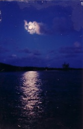 Click image for larger version

Name:	Moonlight.jpg
Views:	538
Size:	14.1 KB
ID:	17385