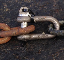 Click image for larger version

Name:	Mooring shackle.jpg
Views:	403
Size:	218.8 KB
ID:	177243