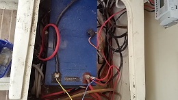 Click image for larger version

Name:	Boat, Gas installation, Circuit Board, Tap, Cockpit,  Fridge, Dec 2018 003 (19).jpg
Views:	134
Size:	330.6 KB
ID:	189261