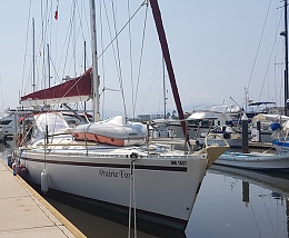Click image for larger version

Name:	Beneteau 45F5 02.jpg
Views:	225
Size:	142.2 KB
ID:	192737