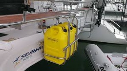 Click image for larger version

Name:	catamaran jerry cans.jpg
Views:	133
Size:	10.4 KB
ID:	192891