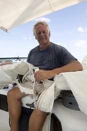 Click image for larger version

Name:	0570-Fred & Mainsail.jpg
Views:	104
Size:	327.1 KB
ID:	195843