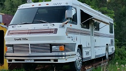 Click image for larger version

Name:	Coach, Foretravel Grand Villa, 003.jpg
Views:	76
Size:	399.9 KB
ID:	199424