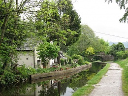 Click image for larger version

Name:	Canal,_cottage_and_bridge_at_Llangollen_-_geograph.org.uk_-_1307633.jpg
Views:	150
Size:	127.9 KB
ID:	199646