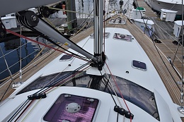 Click image for larger version

Name:	close up rigging.jpg
Views:	186
Size:	424.1 KB
ID:	200799