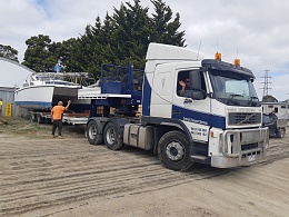 Click image for larger version

Name:	Boat, Loading up for Marina, 009.jpg
Views:	163
Size:	420.7 KB
ID:	201892