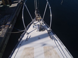 Click image for larger version

Name:	foredeck_windlass.jpg
Views:	74
Size:	112.4 KB
ID:	202250