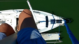 Click image for larger version

Name:	06 IR foredeck from above.jpg
Views:	92
Size:	288.0 KB
ID:	204405